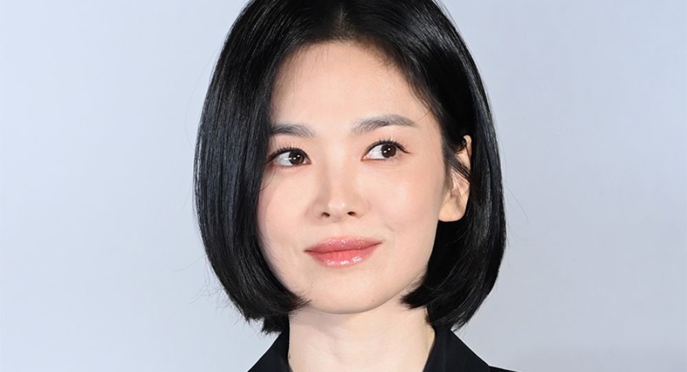 Song Hye Kyo’s angel-like kindness is going viral again — stories of her quietly helping students and saying no to big ad money touch fans' hearts