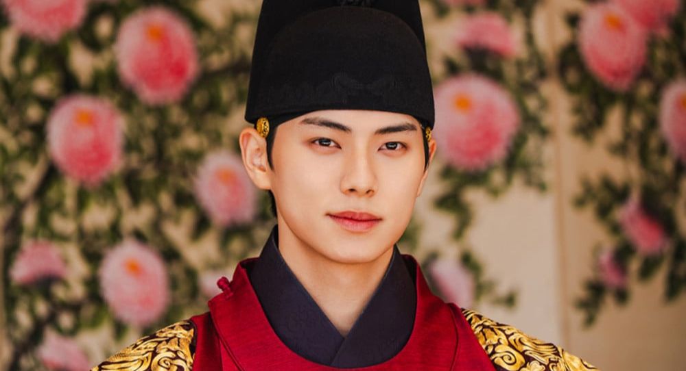 Lee Chae Min reflects on the end of ‘Bon Appétit, Your Majesty’ and hopes fans will cherish it as a drama filled with love and emotion