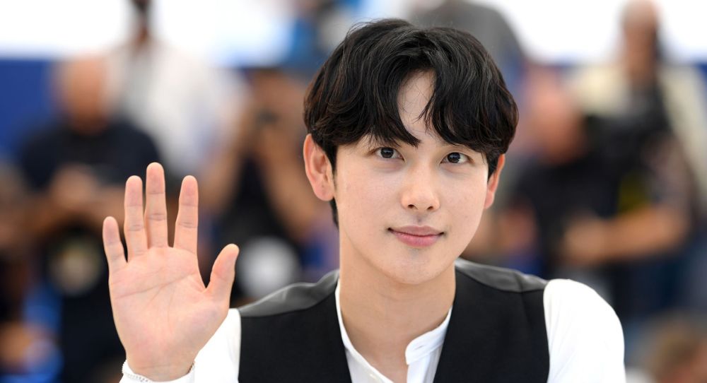 Im Si Wan starts a new chapter with SM Entertainment as he prepares for his long-awaited solo debut