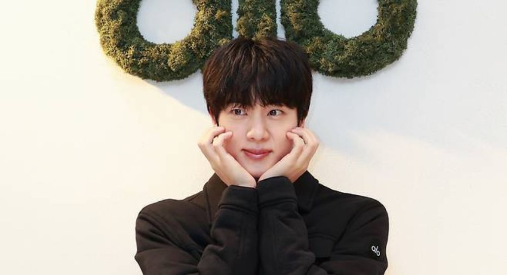 BTS Jin proves his solo star power by ranking No.14 on Pollstar’s Global Concert Tour Top 20 — earning 38 billion won per city