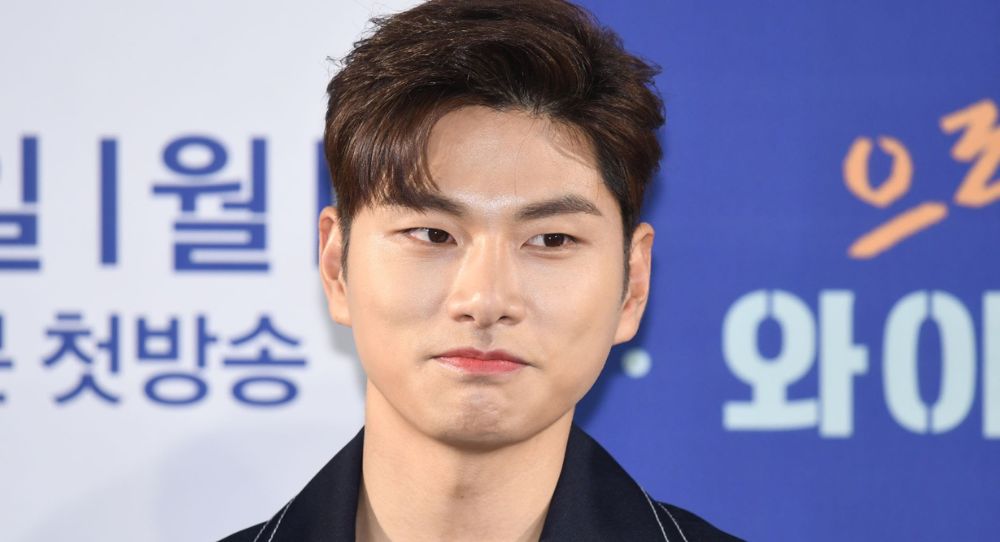 Lee Yi Kyung takes legal action after “real side” post goes viral with 8 million views, fans flood his social media asking “Is it true?”