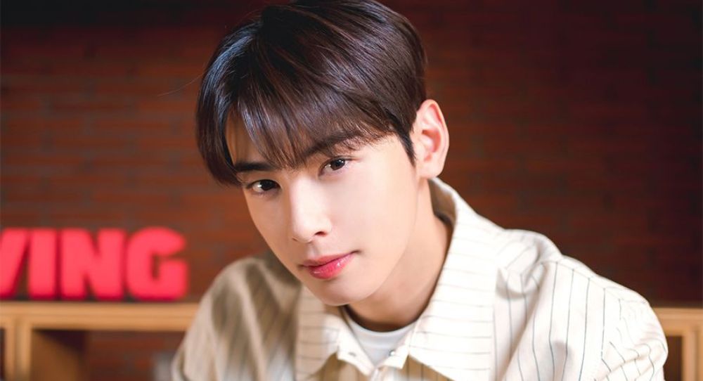 Cha Eun Woo’s agency issues public apology after fans accidentally flood wrong phone number during album event