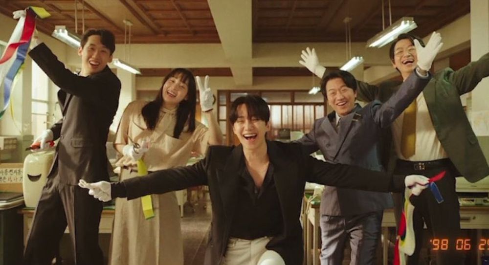 &#039;Typhoon Family&#039; rules the weekend charts with massive ratings as the story reaches its most intense moment in Episode 14