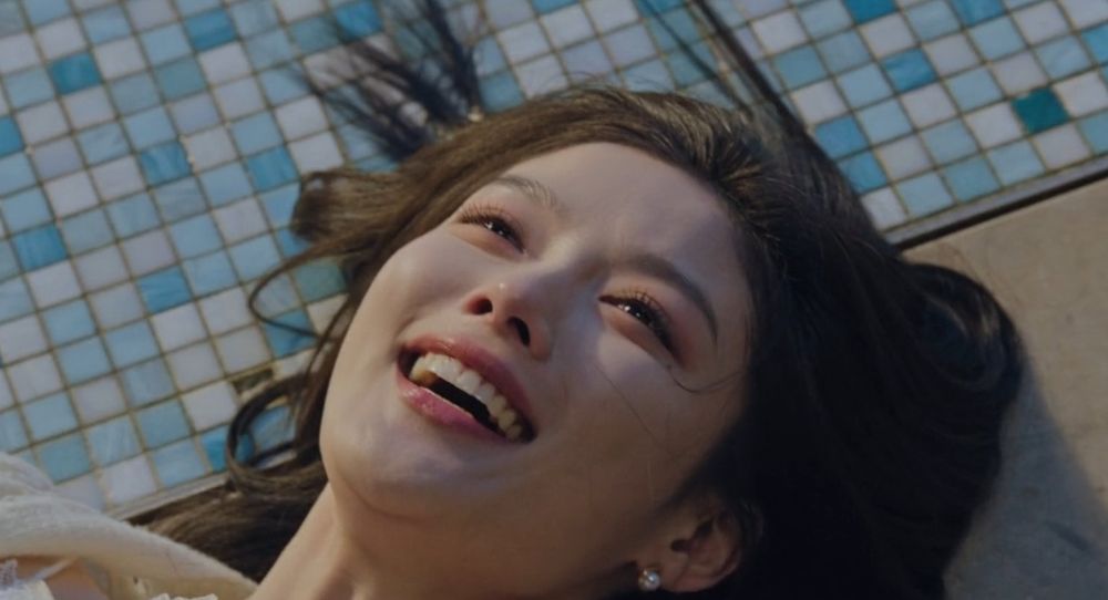 Kim Yoo Jung’s ‘Dear X’ tops charts for 3 weeks straight as viewers beg for drama extension with only 2 episodes left