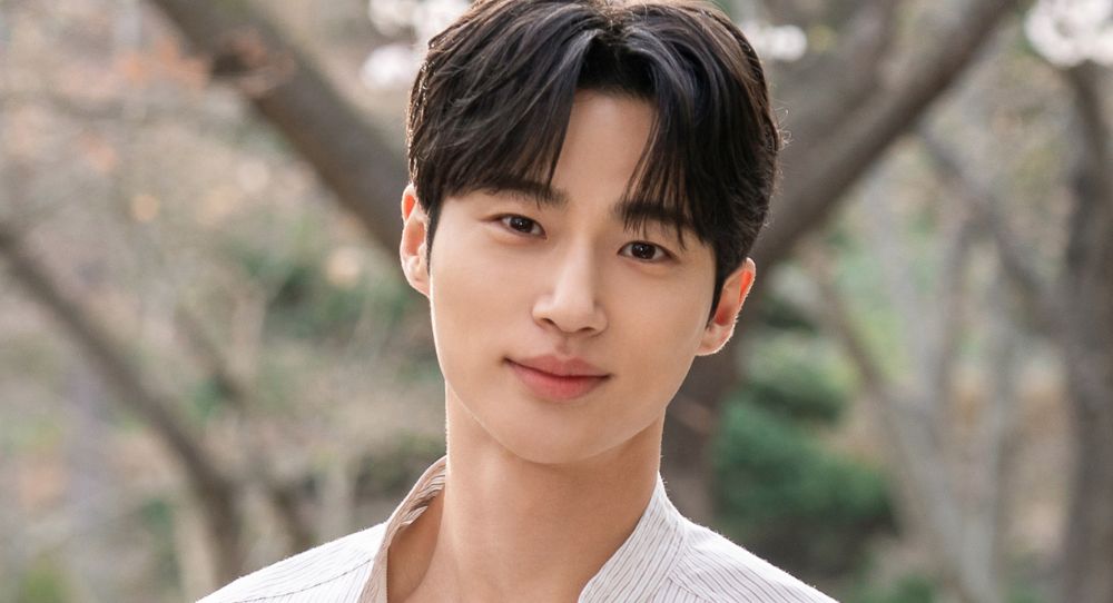 Byeon Woo Seok starts the New Year with a warm heart as he donates 100 million won to help children and youth patients