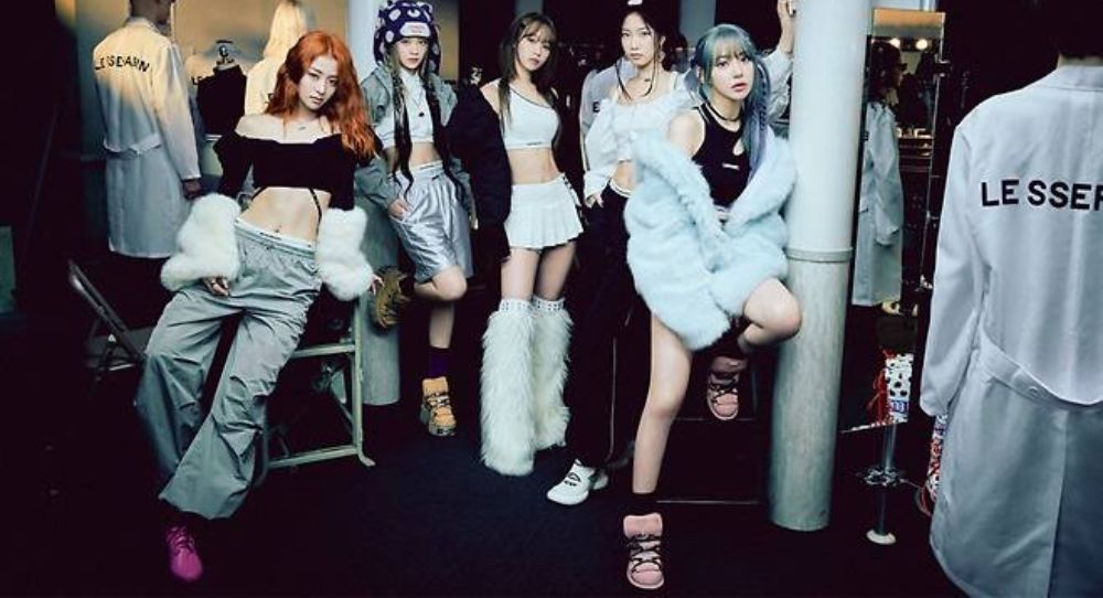 LE SSERAFIM continues global takeover as “Smart” surpasses 400 million Spotify streams